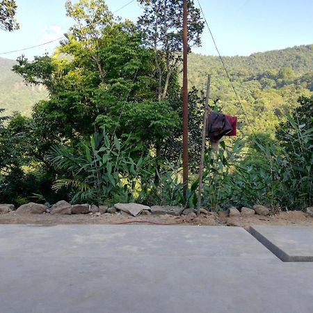 Delight Homestay Черапунджи Екстериор снимка