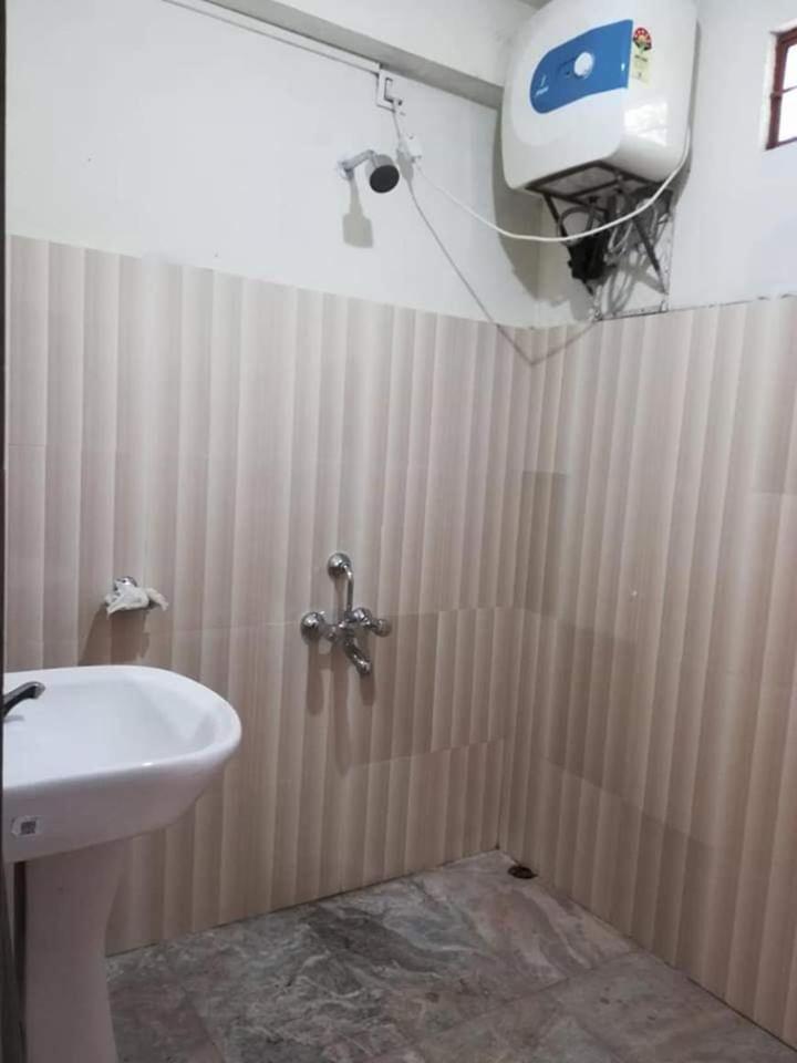 Delight Homestay Черапунджи Екстериор снимка